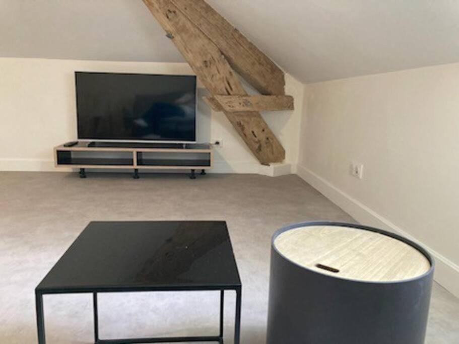 #Le Conquerant Du Dernierjour-Grand F2-Hypercentre Brive-la-Gaillarde Exterior foto